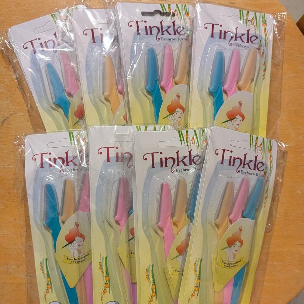 16 3-packs of Tinkle Eyebrow Razors